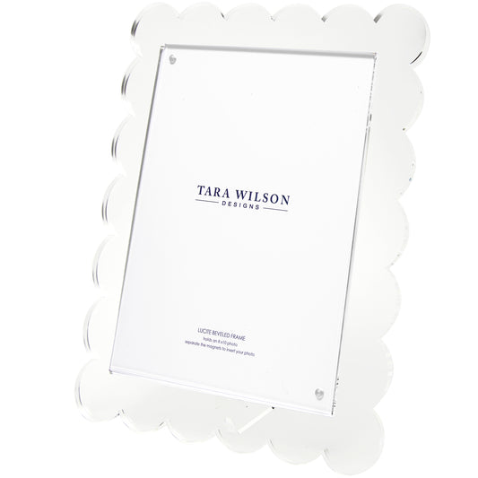 SCALLOP FRAME - 8 X 10 - CLEAR