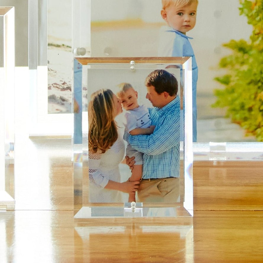 Clear Acrylic 2.5" x 3.5" Beveled Frame - Tara Wilson Designs